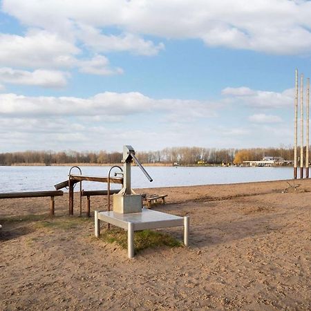 Vakantiewoning Maas En Waal 277 Ewijk Exteriör bild